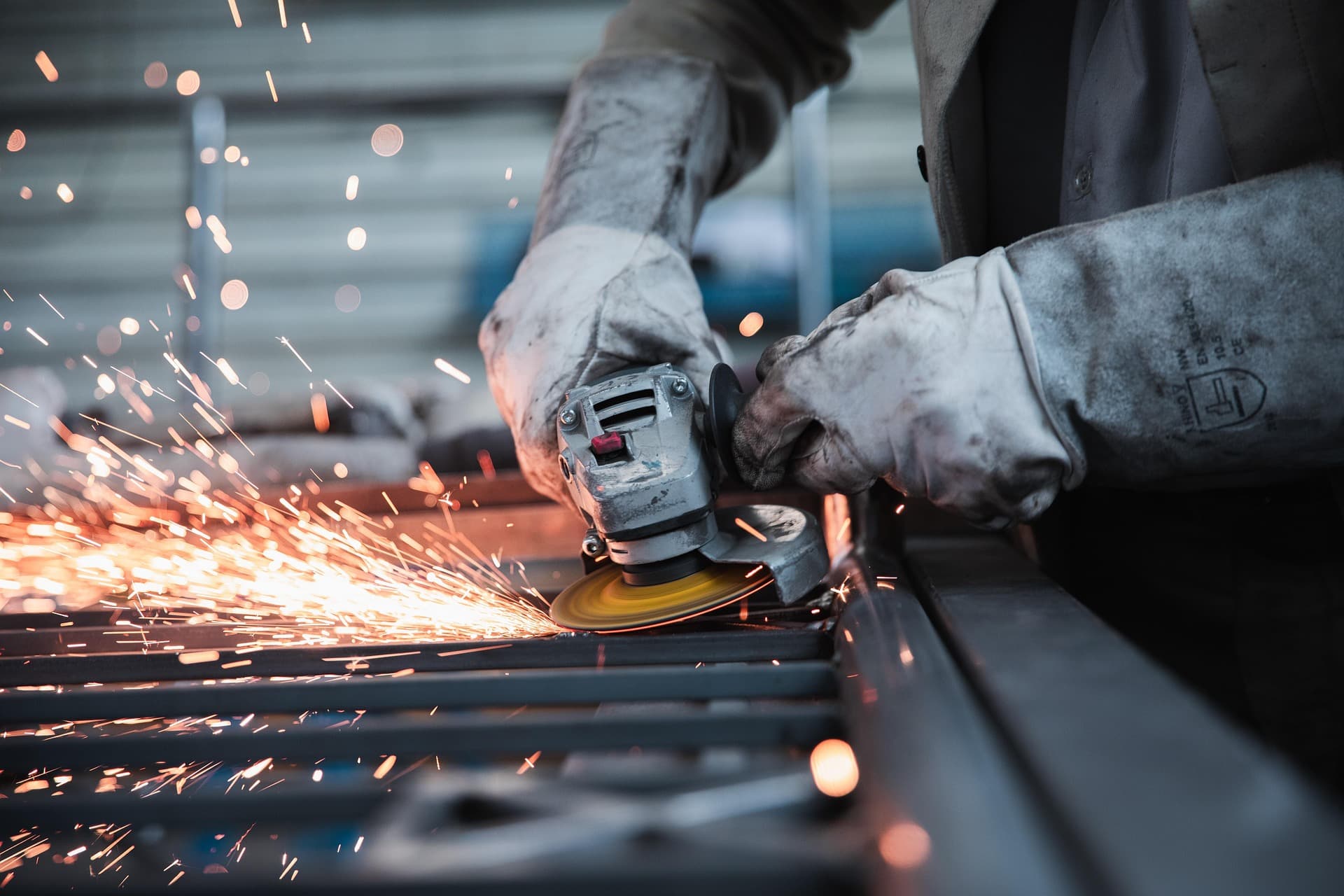 Reparación y mantenimiento de maquinaria y equipo industrial